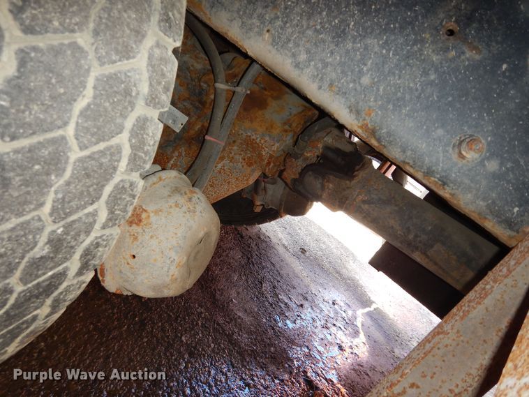 image for item DK7627 2003 International 7500  dump truck