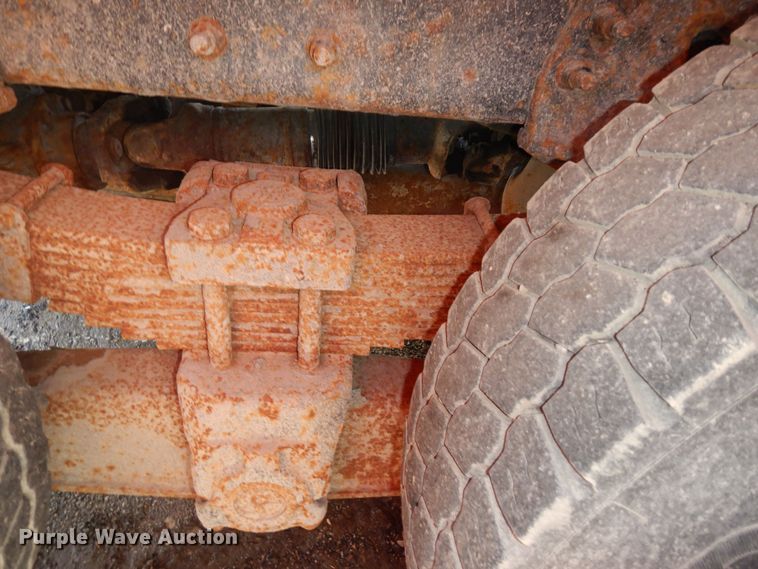 image for item DK7627 2003 International 7500  dump truck