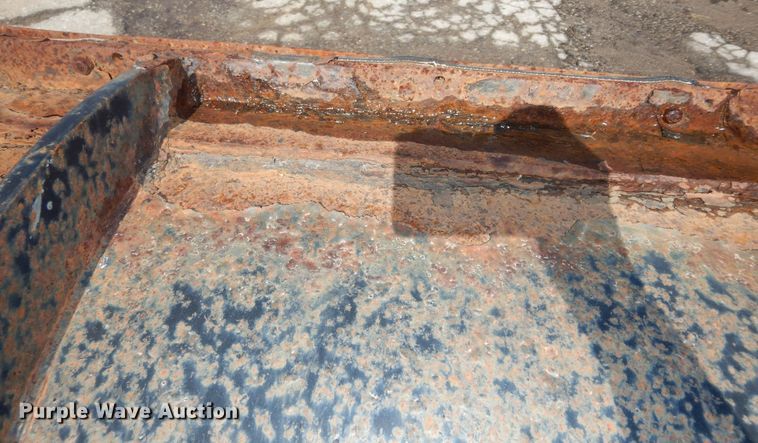 image for item DK7627 2003 International 7500  dump truck