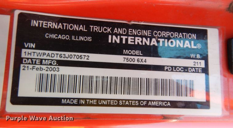 image for item DK7627 2003 International 7500  dump truck