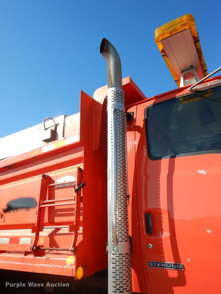 image for item DK7628 2006 Sterling LT7501  dump truck