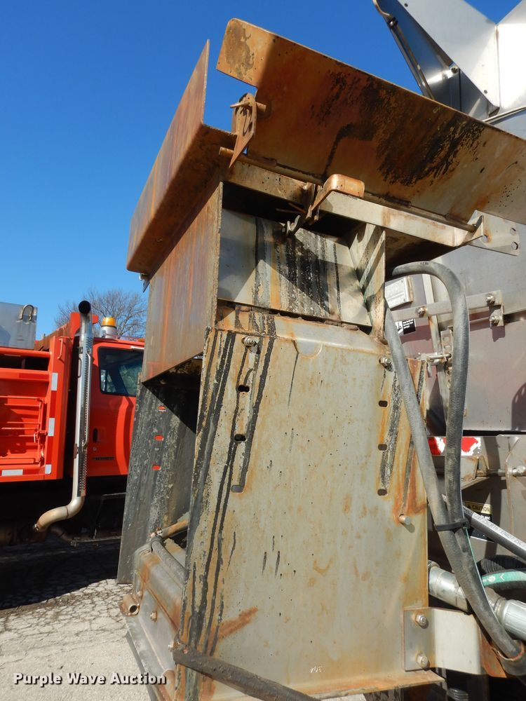 image for item DK7628 2006 Sterling LT7501  dump truck