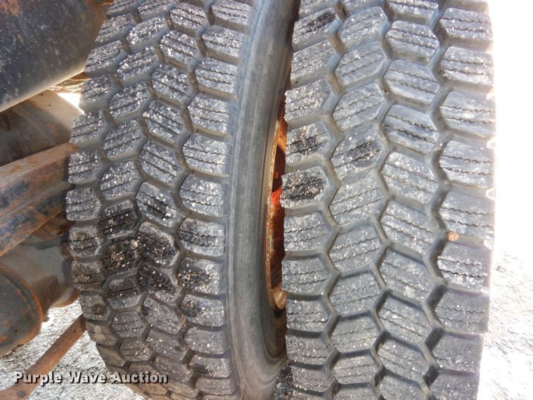 image for item DK7628 2006 Sterling LT7501  dump truck