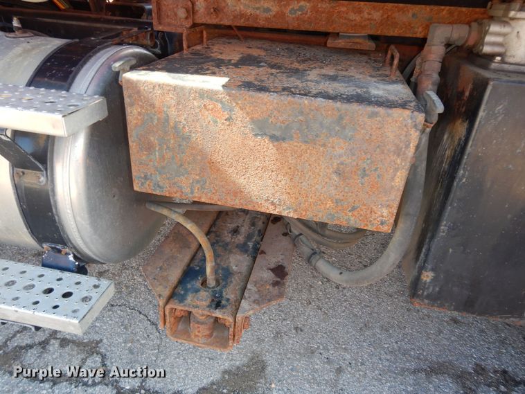 image for item DK7628 2006 Sterling LT7501  dump truck