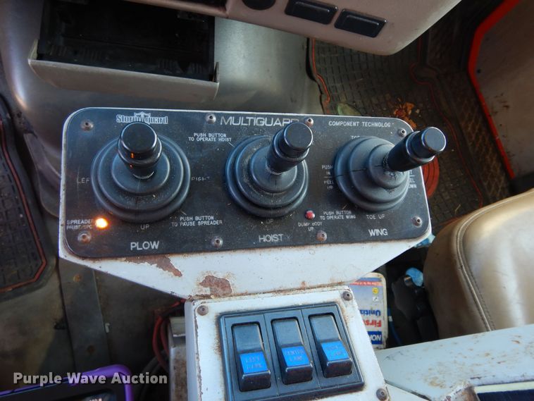 image for item DK7628 2006 Sterling LT7501  dump truck