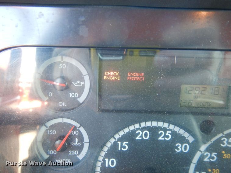 image for item DK7628 2006 Sterling LT7501  dump truck