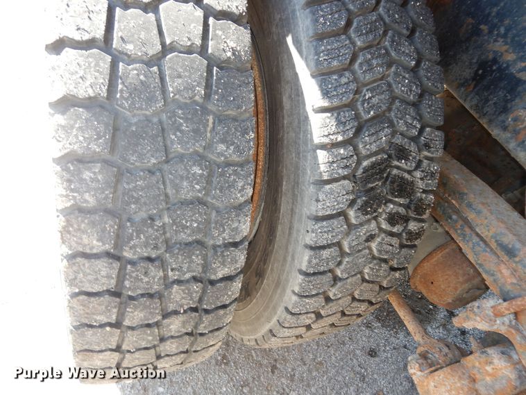 image for item DK7628 2006 Sterling LT7501  dump truck