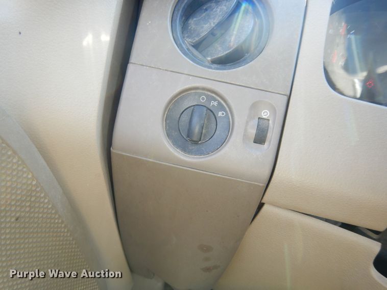 image for item DK7629 2007 Ford F150 XL  pickup truck