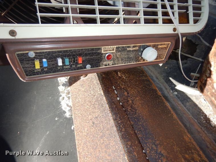 image for item DK7630 1999 HTC 2000  shoulder spreader