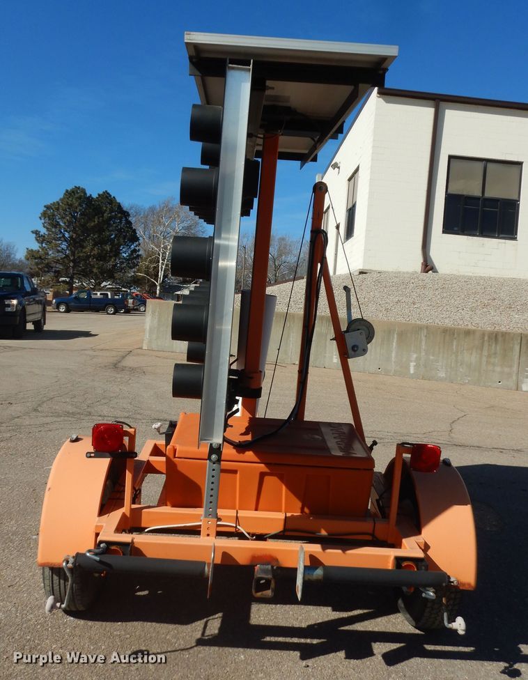 image for item DK7634 2014 Ver-Mac ST4825  arrow board trailer