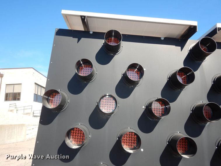 image for item DK7634 2014 Ver-Mac ST4825  arrow board trailer