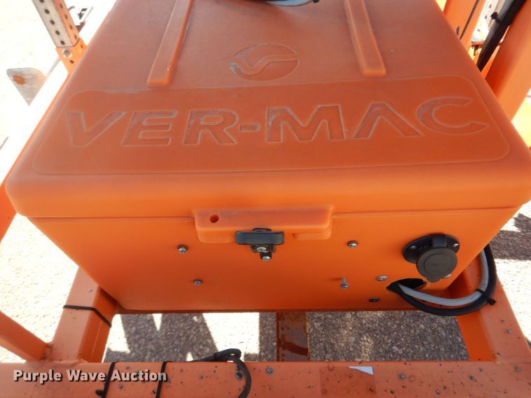 image for item DK7634 2014 Ver-Mac ST4825  arrow board trailer