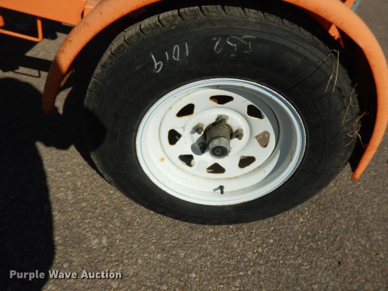 image for item DK7634 2014 Ver-Mac ST4825  arrow board trailer