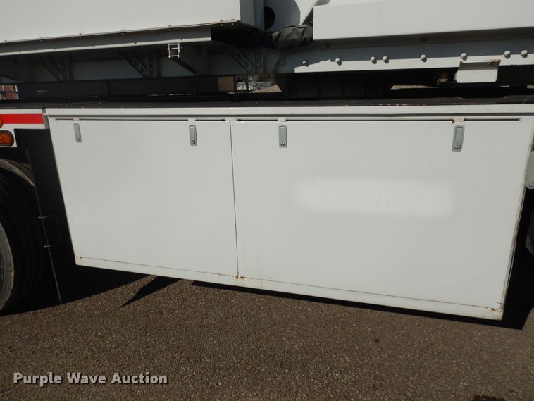 image for item DK7635 2006 Freightliner Business Class M2  bridge inspection truck