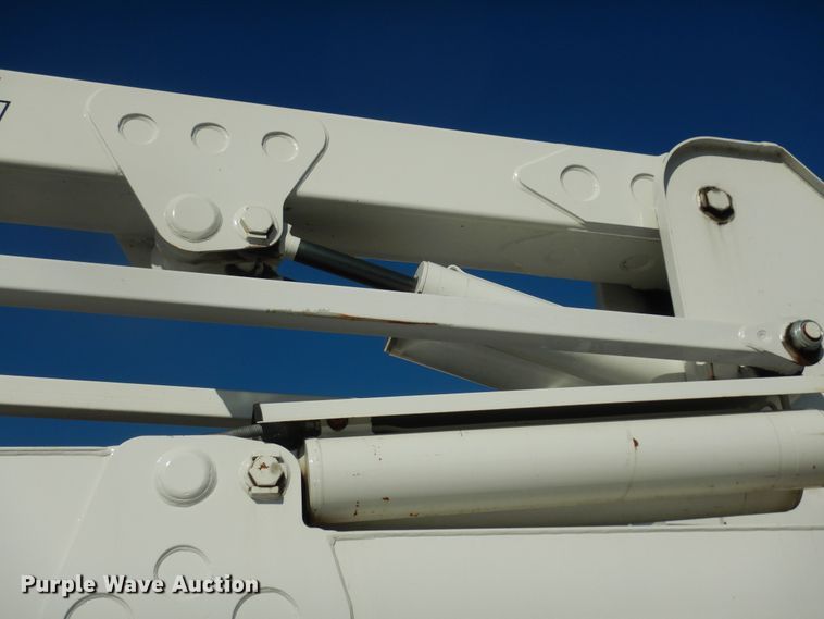 image for item DK7635 2006 Freightliner Business Class M2  bridge inspection truck