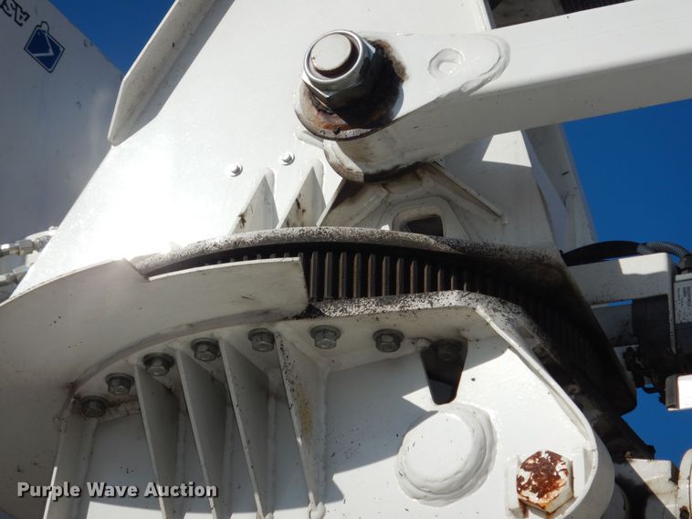 image for item DK7635 2006 Freightliner Business Class M2  bridge inspection truck