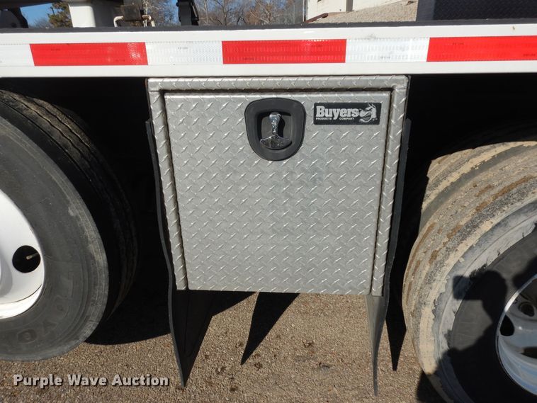 image for item DK7635 2006 Freightliner Business Class M2  bridge inspection truck