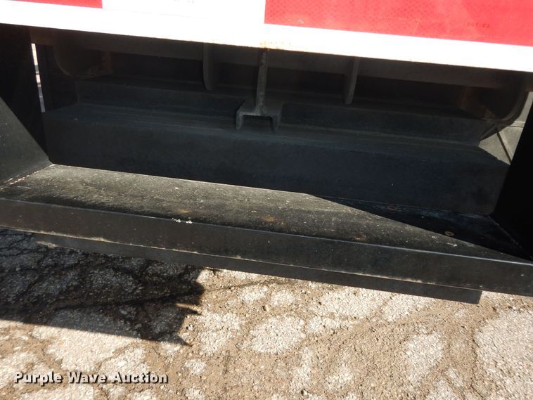 image for item DK7635 2006 Freightliner Business Class M2  bridge inspection truck