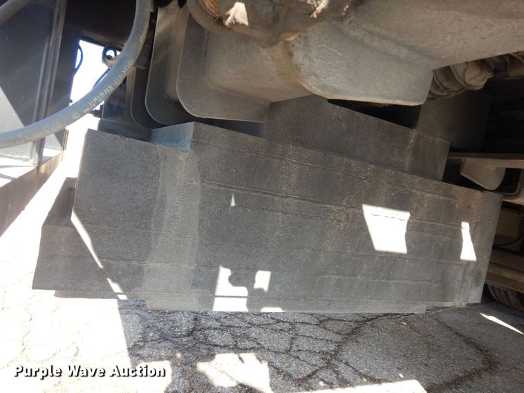 image for item DK7635 2006 Freightliner Business Class M2  bridge inspection truck