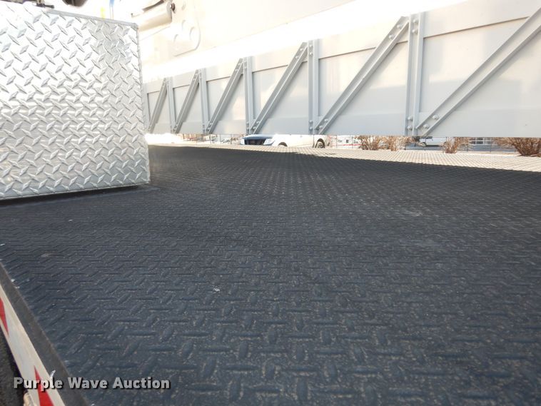 image for item DK7635 2006 Freightliner Business Class M2  bridge inspection truck