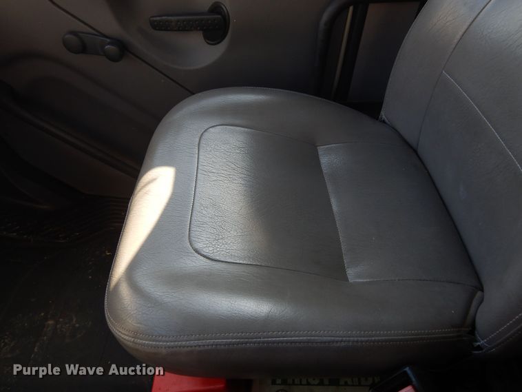 image for item DK7635 2006 Freightliner Business Class M2  bridge inspection truck