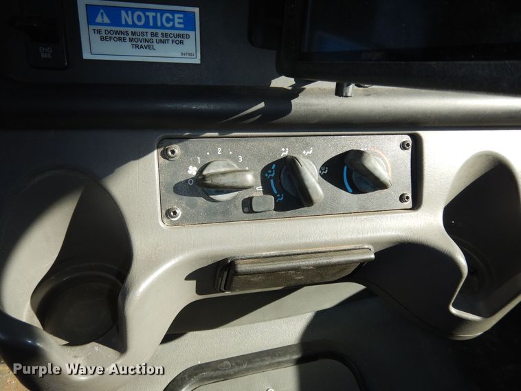 image for item DK7635 2006 Freightliner Business Class M2  bridge inspection truck