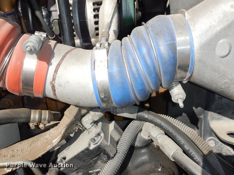 image for item DK7635 2006 Freightliner Business Class M2  bridge inspection truck