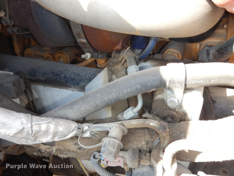 image for item DK7635 2006 Freightliner Business Class M2  bridge inspection truck