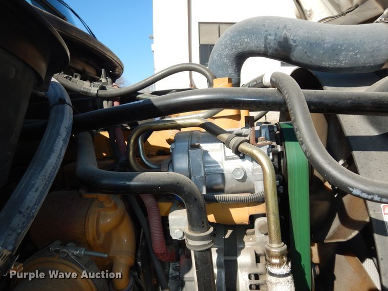 image for item DK7635 2006 Freightliner Business Class M2  bridge inspection truck