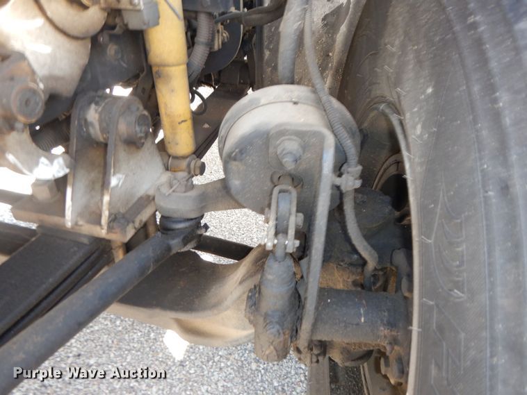 image for item DK7635 2006 Freightliner Business Class M2  bridge inspection truck