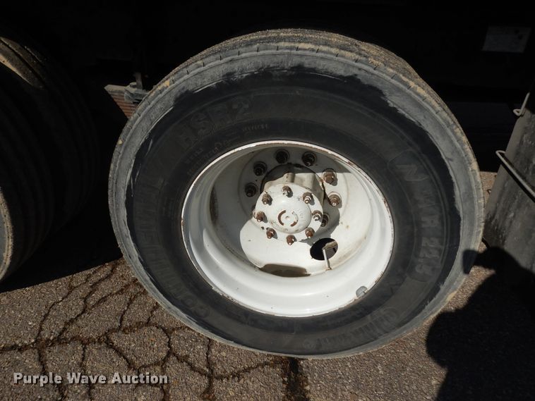 image for item DK7635 2006 Freightliner Business Class M2  bridge inspection truck