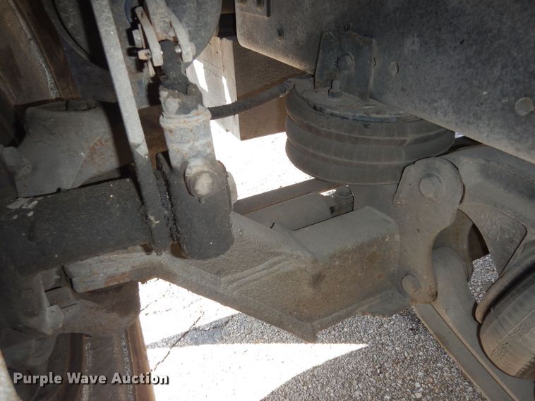 image for item DK7635 2006 Freightliner Business Class M2  bridge inspection truck