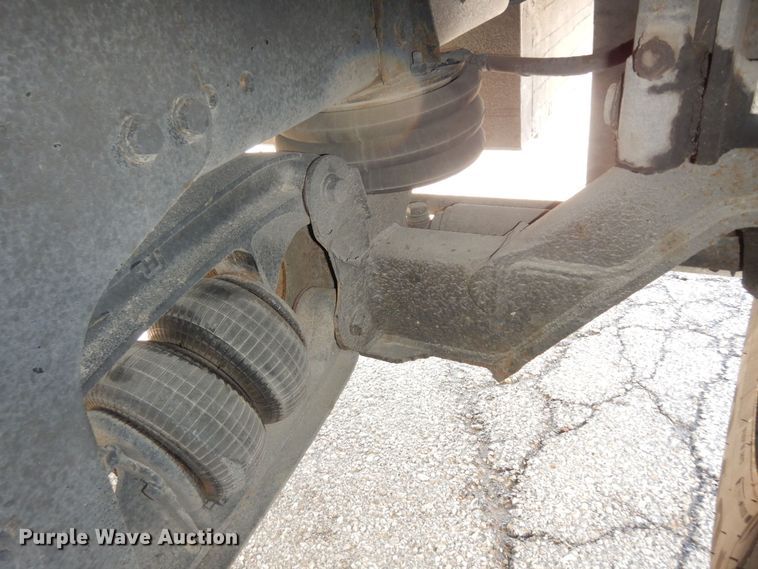 image for item DK7635 2006 Freightliner Business Class M2  bridge inspection truck