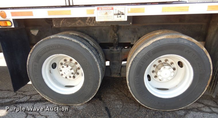 image for item DK7635 2006 Freightliner Business Class M2  bridge inspection truck