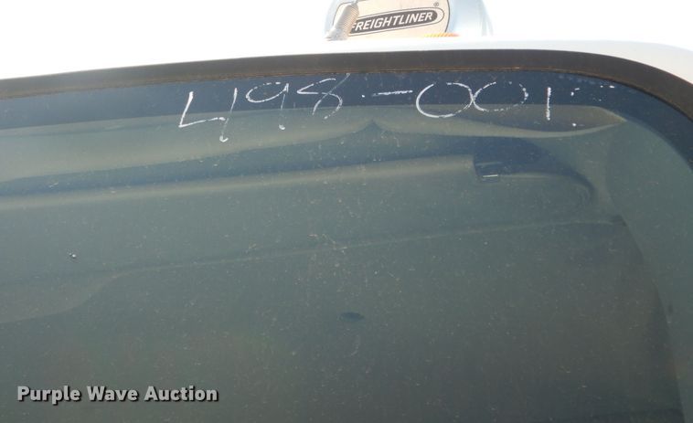 image for item DK7635 2006 Freightliner Business Class M2  bridge inspection truck