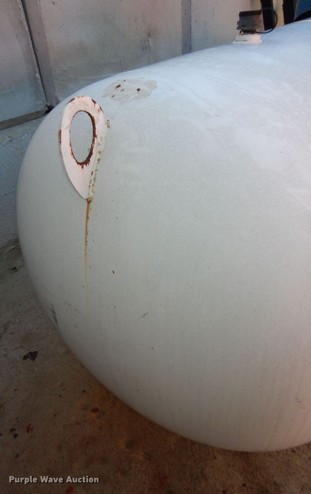 image for item DK7636 Propane tank