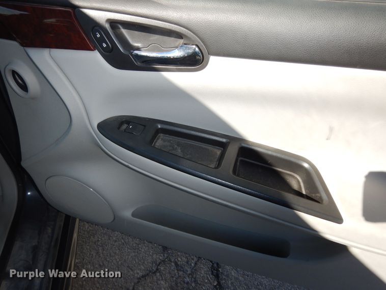 image for item DK7640 2009 Chevrolet Impala LS