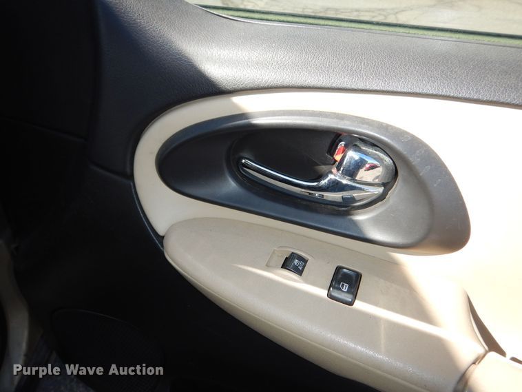 image for item DK7641 2007 Chevrolet TrailBlazer LS  SUV