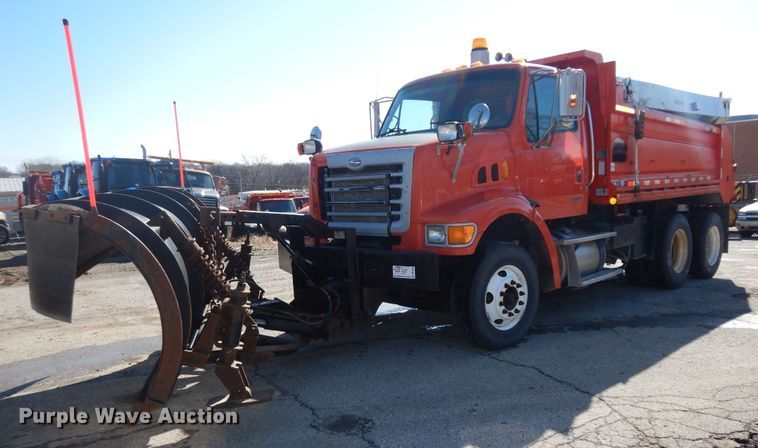image for item DK7643 2005 Sterling LT7501  dump truck