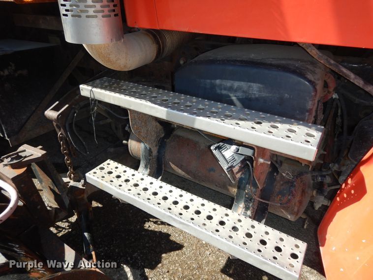 image for item DK7643 2005 Sterling LT7501  dump truck