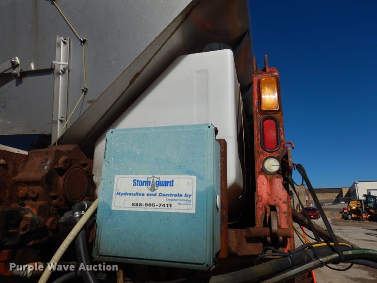 image for item DK7643 2005 Sterling LT7501  dump truck