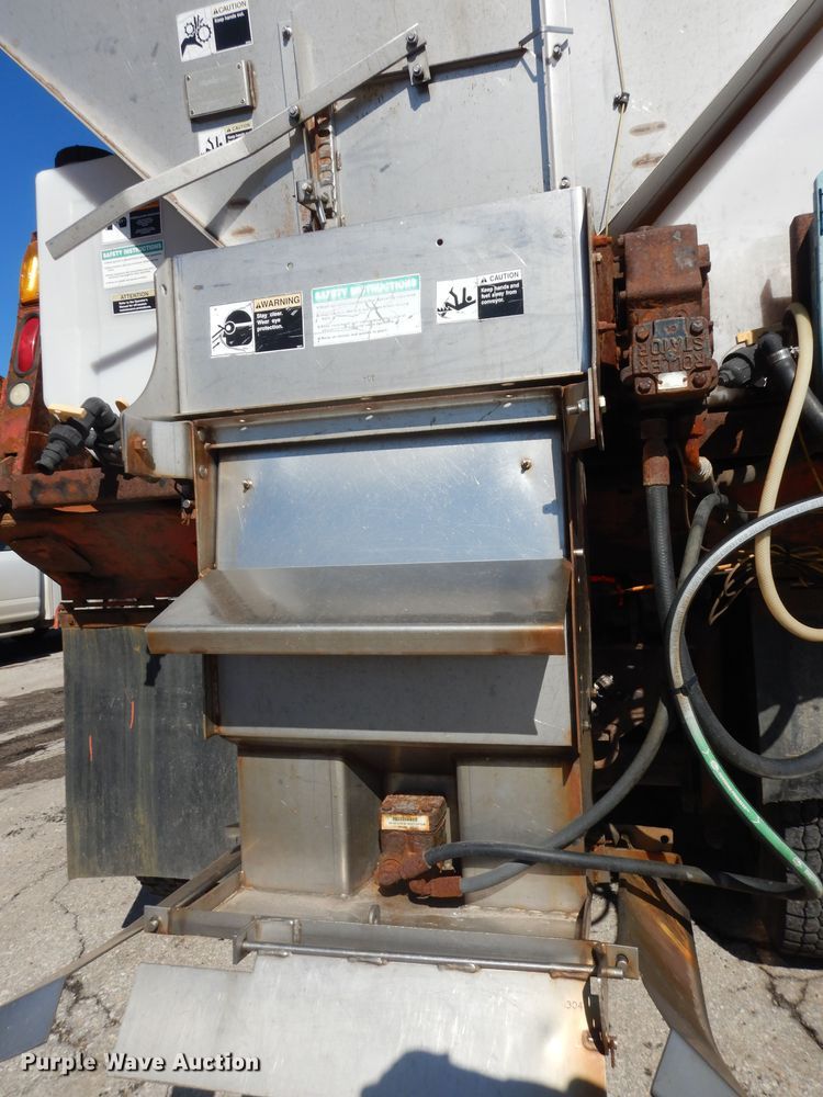 image for item DK7643 2005 Sterling LT7501  dump truck