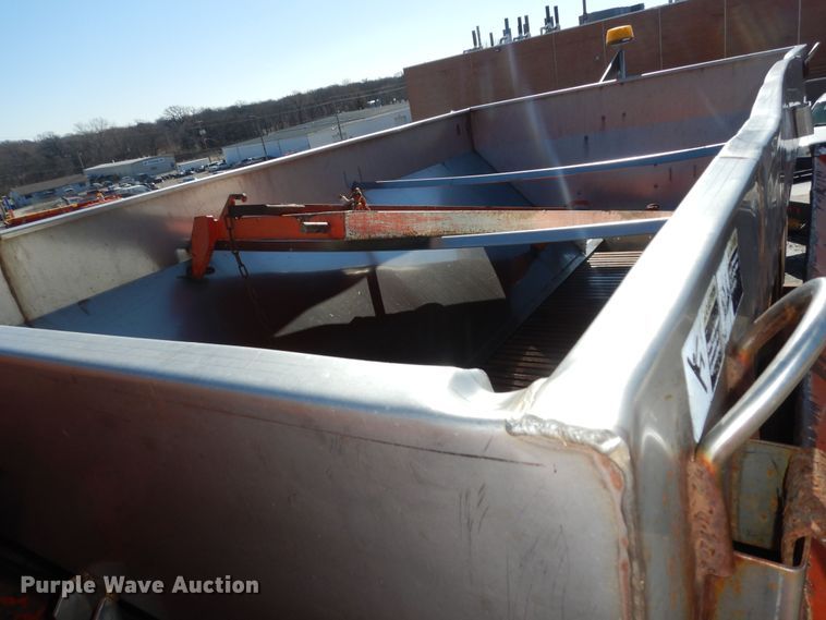 image for item DK7643 2005 Sterling LT7501  dump truck