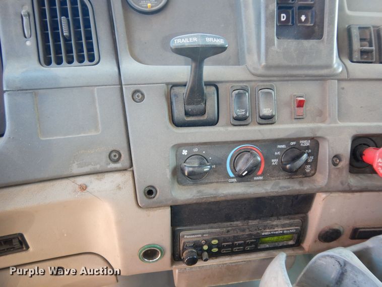 image for item DK7643 2005 Sterling LT7501  dump truck