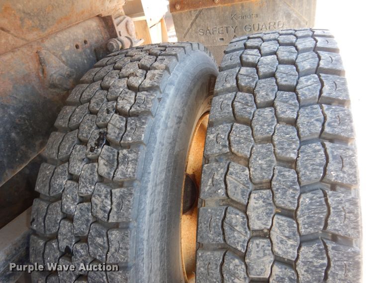 image for item DK7643 2005 Sterling LT7501  dump truck