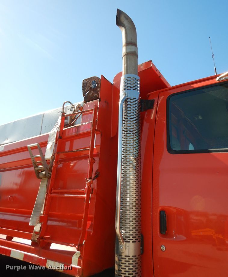 image for item DK7644 2005 Sterling LT7501  dump truck