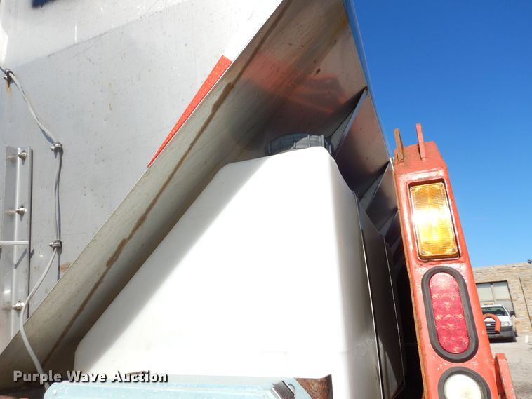 image for item DK7644 2005 Sterling LT7501  dump truck