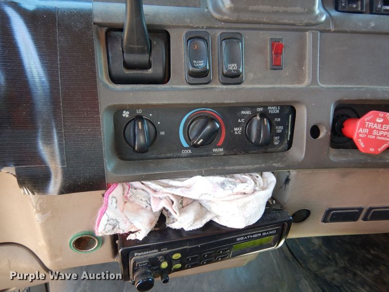 image for item DK7644 2005 Sterling LT7501  dump truck