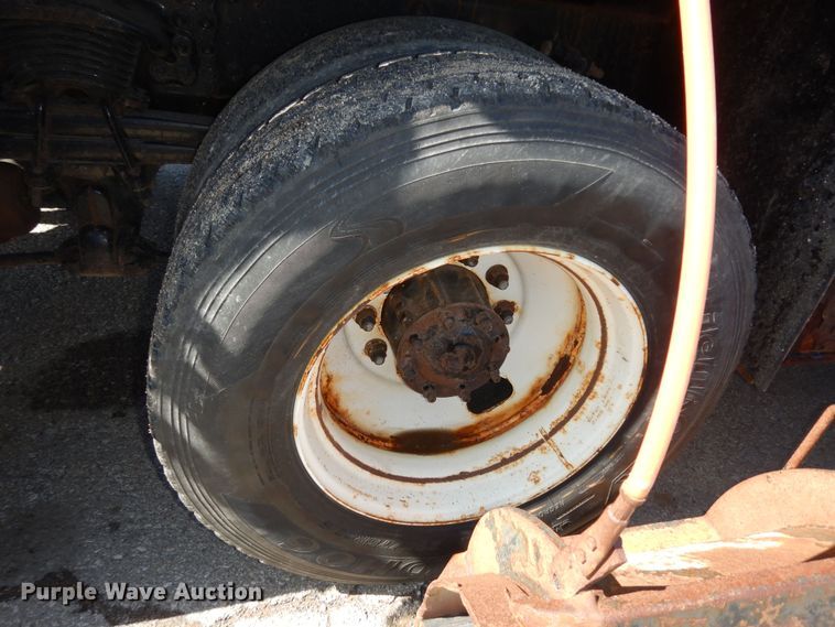 image for item DK7644 2005 Sterling LT7501  dump truck