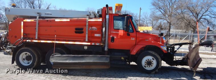 image for item DK7645 2007 International 7400  dump truck